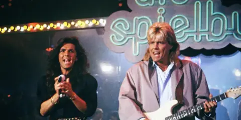 Thomas Anders i Dieter Bohlen z Modern Talking na scenie. Zastanawiasz się, ile kosztuje koncert Modern Talking?