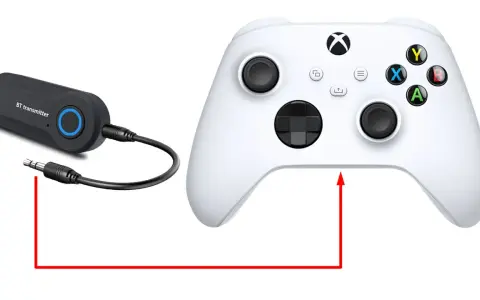 Adapter Bluetooth do podłączenia słuchawek bezprzewodowych do Xbox One.