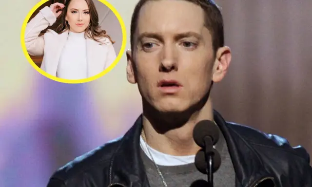 Eminem na scenie, a obok jego córka Hailie. Ile dzieci ma Eminem? Tylko jedno, Hailie.