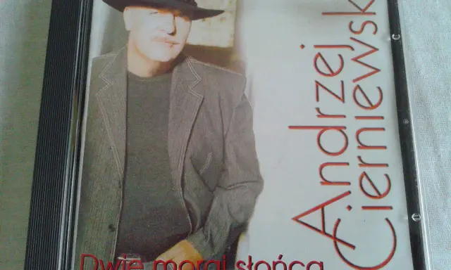 Andrzej Cierniewski, kto śpiewa dwie morgi słońca.