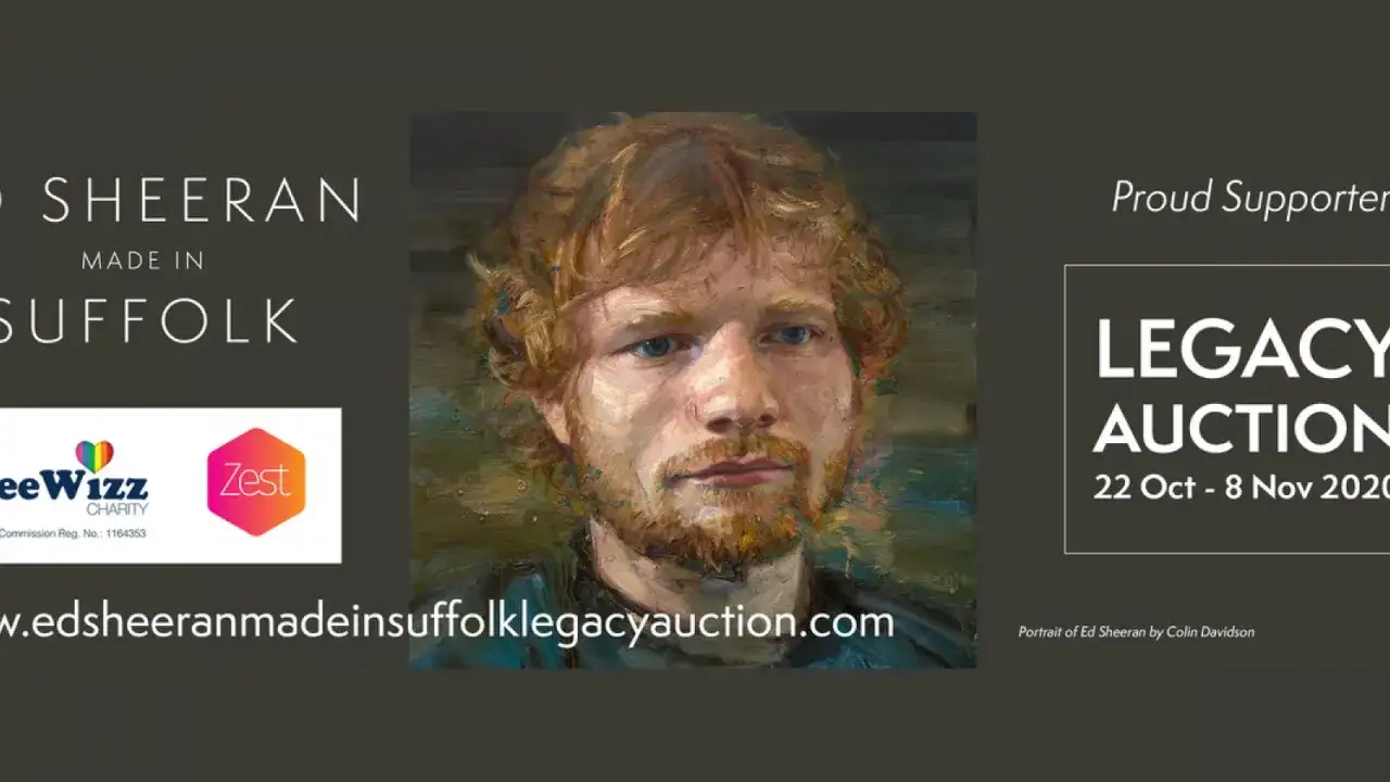 Obraz przedstawia portret Eda Sheerana, artysty, skąd pochodzi Ed Sheeran, z napisem